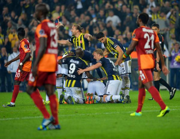 "Cim Bom", deplasmanda Fenerbahe karsnda son galibiyetini 22 Aralk 1999 tarihindeki lig manda ald.