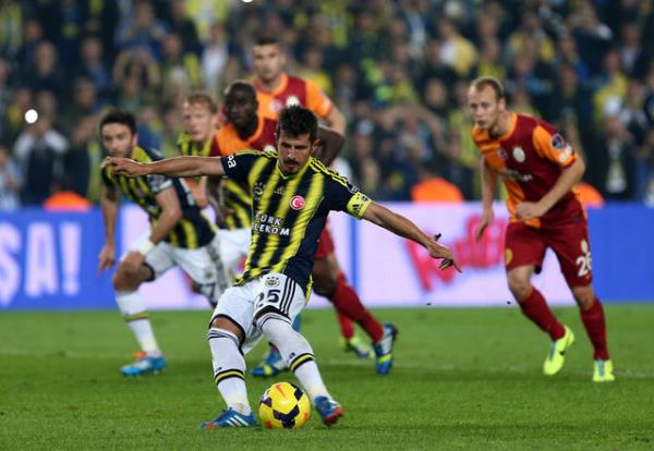 22 Aralk 1999 tarihinde yaplan lig man 2-1 kazanan Galatasaray, rakibiyle daha sonra Kadky'de oynad 3' Trkiye Kupas, 15'i de lig olmak zere 18 resmi mata galibiyete ulaamad.