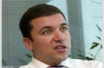 <p><b>smail Kkkaya</b></p>  Kalitesi dk, heyecan byk mat. Fenerbahe kazanmay daha ok istedi; daha fazla mcadele etti ve kazanmay haketti.