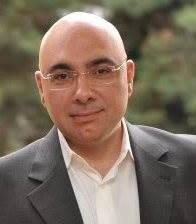 <p><b>Ali Hakan</b></p>  bitti gitti.. neyse ki...