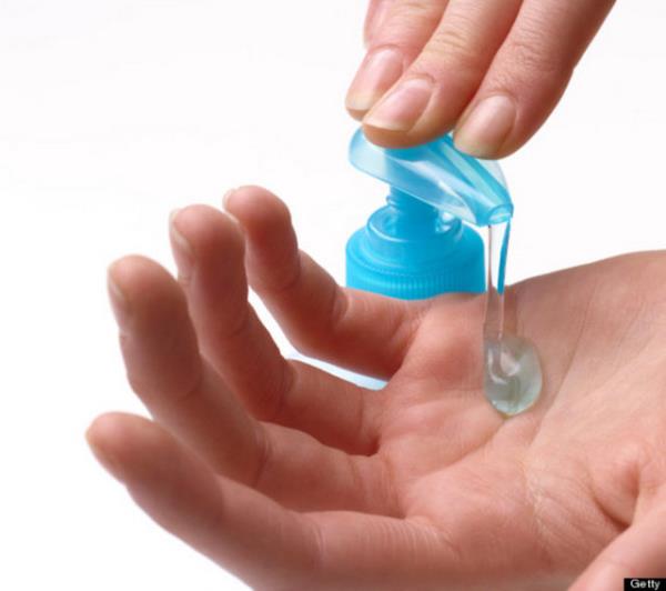 Antibakteriyel sabunlar zannettiiniz kadar etiki deil. Ayrca horman kimyanz bozuyorlar.