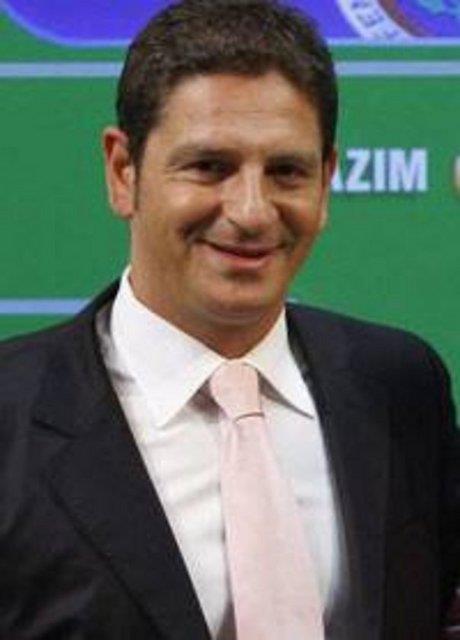 <p><b>GNTEKN ONAY</b></p>   "Ne yazk ki Trk futbolunda kz altnda buza, ate olmayan yerden duman kmyor."