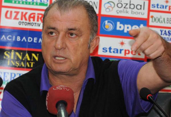 <p><b>FATH TERM</b></p>   "u anda bas bas baran bir Sabri var, ok fena basmlar, inallah nemli bir eyi yoktur..." (Olympiakos ma sonrasnda)