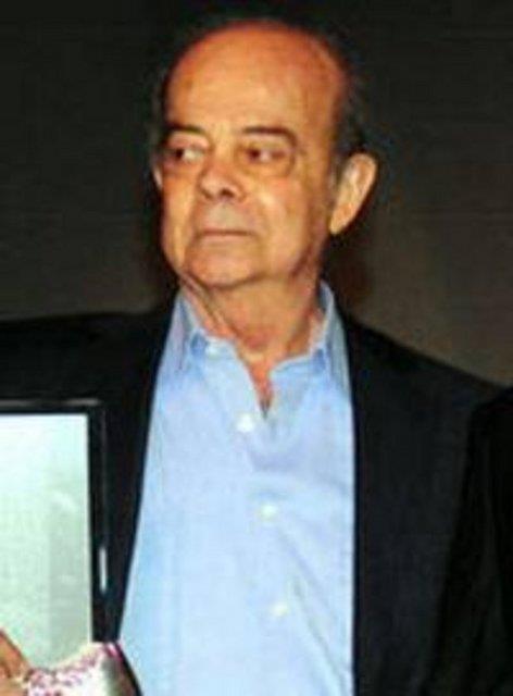 <p><b>TURGAY EREN</b></p>   "Ahmet sen saptma, saptmaa Ahmet! Ben Galatasaray'da kaptanken, sen anann kucanda duruyodun Ahmet!"