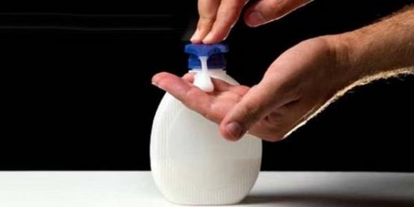 Hayvanlar zerinde yaplan testlerde antibakteriyal sabunlarn ieriindeki "triclosan" adl kimyasaln hormon dengesini bozduu ortaya kt