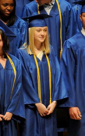 <b>Dakota Fanning</b>