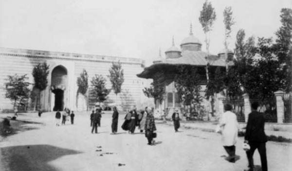 MÜSTAKİL SOSYALİST FIRKASI - 1922, İstanbul - Türkiye Sosyalist Fırkası?ndan ayrılmış tramvay işçilerince kurulmuştur.
