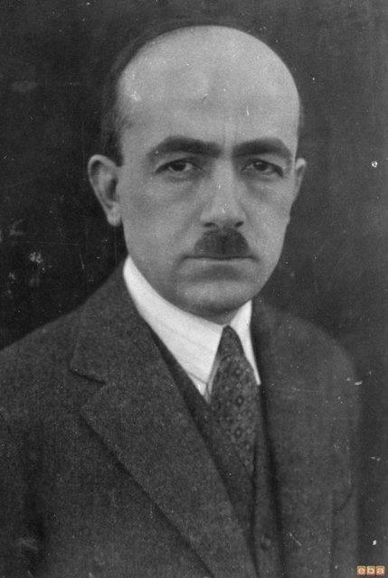 İSTANBUL MÜDAFAA-İ HUKUK CEMİYETİ - 1919, İstanbul - Kurucu ve Yöneticiler: Ali Haydar, Yakup Kadri (Karaosmanoğlu)