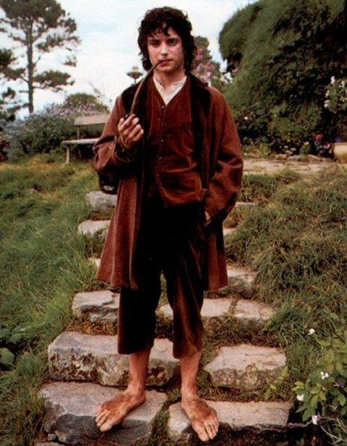 Yaln ayak dolayorsun evde teceksin