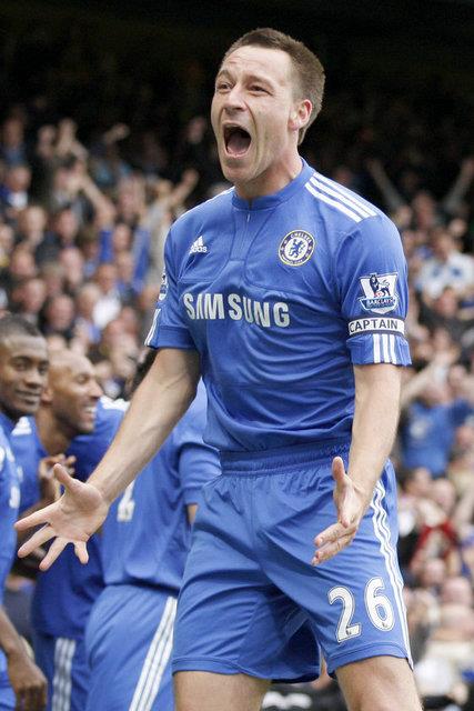 <p><b>TRKYE'DE M BULUACAKLAR? </b></p>  Terry'nin rklk saldrlarna hedef olan Anton Ferdinand; sz konusu olayn ardndan ngiltere'den ayrlmay tercih etmiti... Anton, u sralar MP Antalyaspor formas giyiyor. Terry'nin muhtemel transferi halinde ikilinin yollar Sper Lig'de kesiecek.