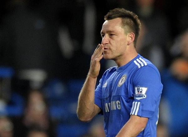 11 Mays 2008'de kaleci Cech ile arpt, dirsei kt, yolda ambulansta kan kol yerine konuldu... Buna ramen 2 hafta sonra ampiyonlar Ligi finalinde M.United karsna kt... Penaltlara kalan mata 5. penaltda sra ondayd. Ancak bir futbolcunun bana gelebilecek en byk talihsizlii yaad...