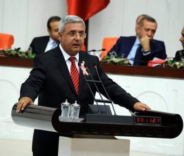 Mehmet Metiner: (AK Parti Adyaman) : Yazklar olsun sana! Utanmaz, arlanmaz herifsin sen!