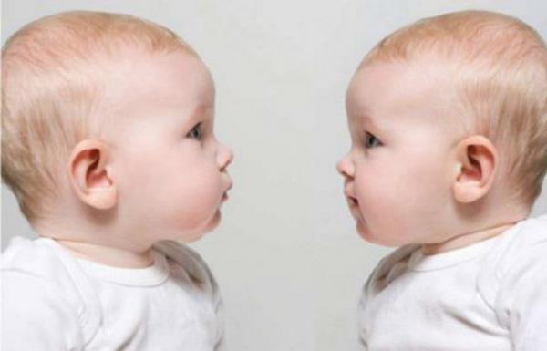 stelik ikinci ikizin kardeinin o yolda ldnden haberi yoktu