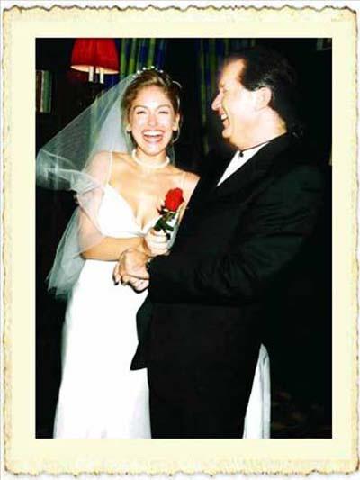 Alinur Velidedeolu ile Sarah Bennett