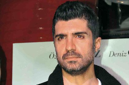 <p><b>ZCAN DENZ</b></p>  NEJAT UYGUR USTAYI KAYBETTIK.ALLAH rahmet eylesin.