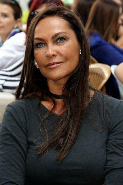 <p><b>HLYA AVAR</b></p>   Bamz saolsun mekan cennet olsun... NEJAT UYGUR