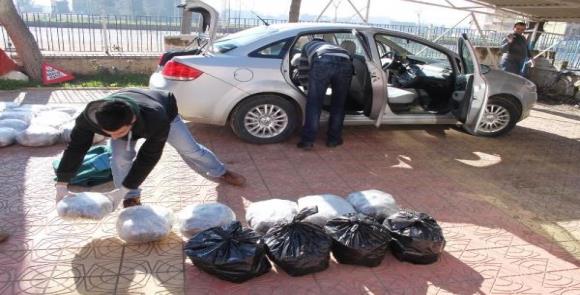 Uyuturucu veya uyarc madde alarak ara kullananlara 3 bin 741 lira ceza yazlacak. Bu kiilerin ehliyetine de 5 yl el konulacak