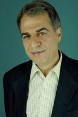 SAVA AKOVA  23 Ocak'ta tiyatro dnyasndan bir yldz daha kayd. Oyuncu ve ynetmen Sava Akova yaamn yitirdi. zellikle, Kanal D'de yaynlanan evval Sam'n barol oynad Glbeyaz dizisinde canlandrd 'Musa' karakteriyle hafzalara kaznan nl oyuncunun vefatn arkadalar Twitter'dan duyurdu.