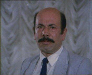 Diner ekmez     Karacier, bbrek rahatszl ve lsemi tansyla 2 yldr tedavi gren usta oyuncu Diner ekmez hayatn kaybetti.