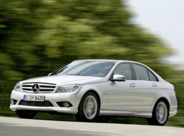 <b>Mercedes C 180 1.8</b>  <p>2013 2.295 TL</p>  2014 2.385 TL