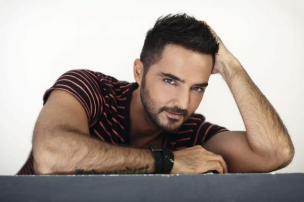 G�KHAN �ZEN:  Millet gazdan toz dumanken ��t ��karmayan ama son g�nlerde 'PR' i�in parkta resim �ektiren �nl�lerimiz �ok samimi gelmiyor bana. Bu �nl� �ovlar� bitmezse; i� amac�n� kaybedip yanc�lar�n �ov arenas� olacak.