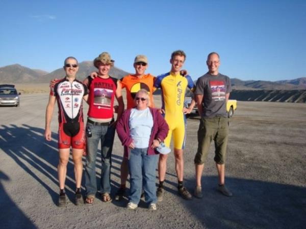 <p><b>En uzun boylu lke: Hollanda</b></p>   Kzl erkekli en uzun boy ortalamas olan lke Hollanda. Erkek nfusun boy ortalamasnn 1.82, kadn nfusun ise 1,71.