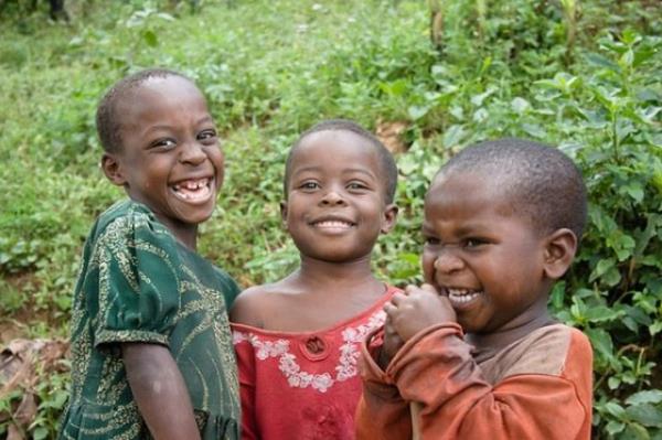 <p><b>En gen lke: Uganda</b></p>   Gen nfusun en youn olduu lke ise Uganda? 0-14 ya grubunun lke nfusuna oran %49.