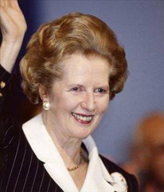 <p><b>Margaret Thatcher 1925 -</b></p>   'Demir Leydi' lakapl ngilterenin ilk kadn babakandr. Thatcher, souk sava boyunca lkesinin gelimesinde ok nemli rol oynad.