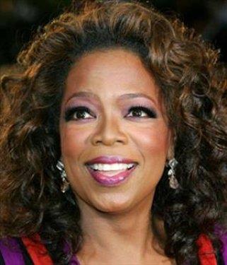 <p><b>Oprah Winfrey 1954-</b></p>   Kendi televizyon programna sahip olan ilk kadn Oprah Winfrey, bata Amerikan kadnlar olmak zere dnyadaki kadnlarn sorunlarna dikkat ekti.