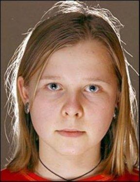 <b>X-Ray gzlerine sahip:</b> Natasha Demkina Rusya'da yaayan henz 10 yandaki Natasha Demkina'nn yetenei rntgen gzlerine sahip oluu. Demkina karsndakinin sadece kyafetin iindeki bedenini grmyor, organlar ve onlarn ileyiini de gryor.