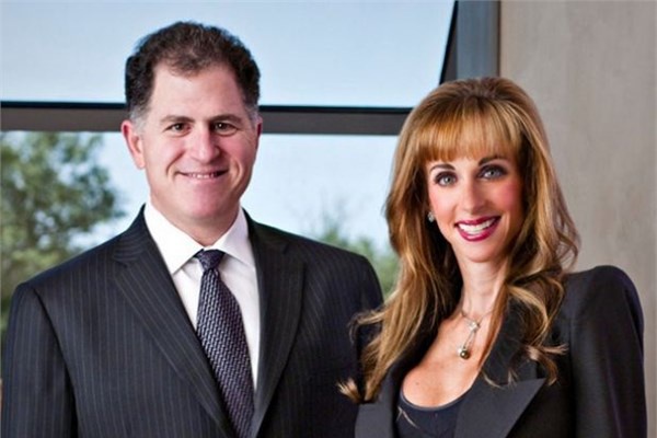 <p><b>18. Michael - Susan Dell</b></p>  100 milyon dolar