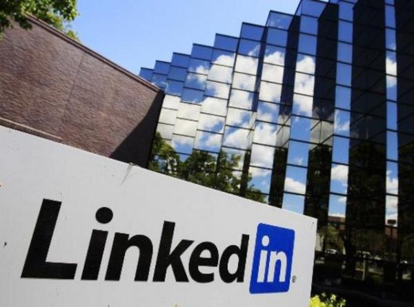 Linkedin'de 100 yeni hesap alyor.
