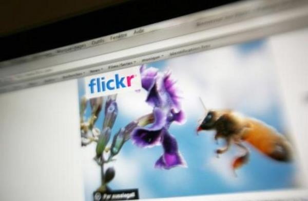 Flickr'a 3 milyon fotoraf ekleniyor.
