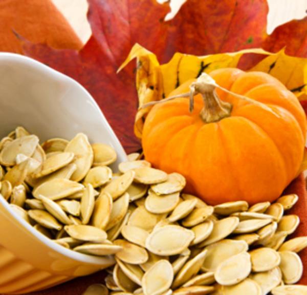 Fstk ve ekirdek zaman geirmek zere yenilen gdalardandr. Farkna varmadan fazla miktarda yediinizde ba arsna neden olabilirler.