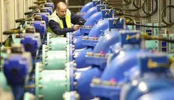 <p><b>FLORD ASLINDA ZARARLI:</b></p>   Florid genellikle dilerin rmesini nlemek iin ime suyuna katlyor. Ancak, bu maddenin zararl olduuna dair baz deliller var ve komplo teoricileri bu maddenin zararl olduunun bilinmesine ramen yine de kullanldn iddia ediyorlar. Bunun nedeni ise, teoriye gre, ila firmalarnn daha fazla para kazanmasn salamak.