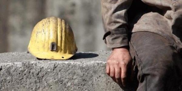 ilerin merakla bekledii Kdem Tazminat Fonu iin henz net bir karar verilmedi. alanlarn iki itirazn kesine tayan Habertrk yazar Ali Tezel kdem tazminat fonunu "alma" hallerinin neler olacan aklad.