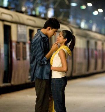 <p><b>SLUMDOG MILLIONAIRE (MLYARDER)</b></p>    Ynetmen: Danny Boyle, Loveleen Tandan (2008)