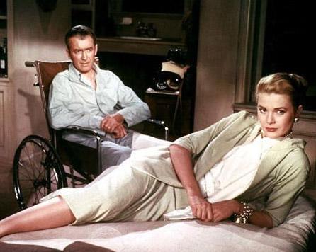 <p><b>REAR WINDOW (ARKA PENCERE)</b></p>    Ynetmen: Alfred Hitchcock (1954)