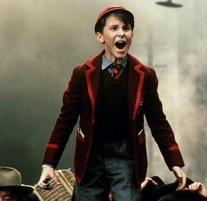 <p><b>EMPIRE OF THE SUN (GNE MPARATORLUU)</b></p>    Ynetmen: Steven Spielberg (1987)