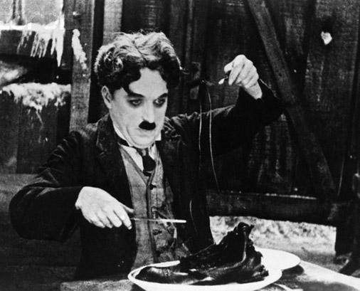 <p><b>GOLD RUSH (ALTINA HCUM)</b></p>    Ynetmen: Charles Chaplin (1925)