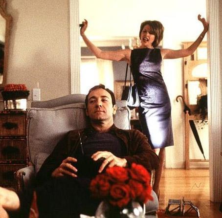 <p><b>AMERICAN BEAUTY (AMERKAN GZEL)</b></p>    Ynetmen: Sam Mendes (1999)