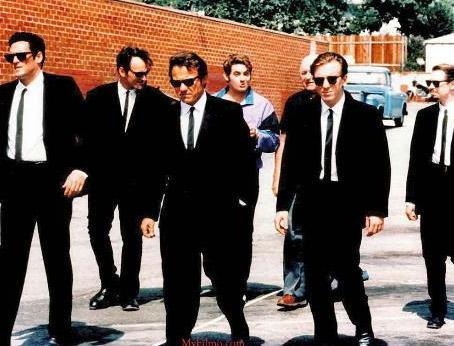 <p><b>RESERVOIR DOGS (REZERVUAR KPEKLER)</b></p>    Ynetmen: Quentin Tarantino (1992)