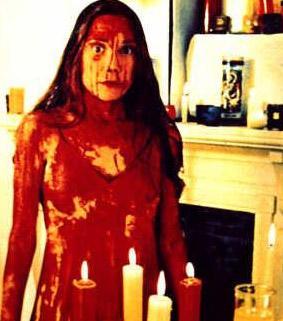 <p><b>CARRIE (GNAH TOHUMU)</b></p>    Ynetmen: Brian De Palma (1976)