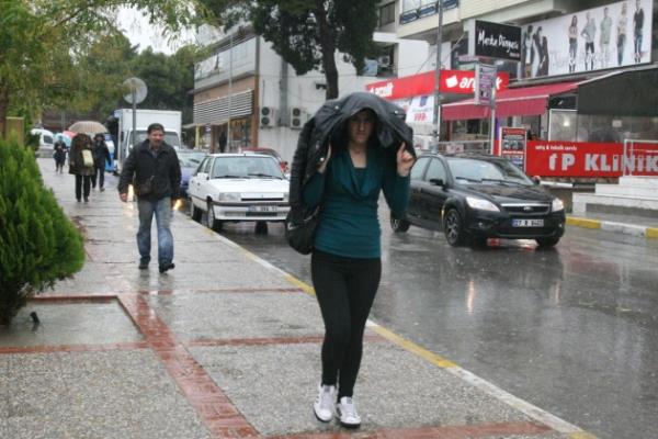 Aziz kocaolu babakandan nce davrand ve kanalizmiri hayata geirdi. <b>@ibrahimuzar1</b>