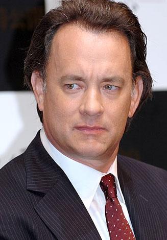 Aktr, filmlerinde canlandrd karakterler iin kilo alp vermesinin bu hastala yol atn sylemiti.