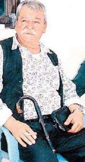 Deli Yrek, Fahri Baba, Berivan, Yusuf, Ay Neredesin, Kayt D nci'nin rol ald TV dizileri. Bir Trk'e Gnl Verdim adl filmdeki rolyle 2. Adana Altn Koza Film Festivali'nde en iyi yardmc erkek oyuncu dl kazanan nci, 2005 ylnda Beyolu'nda kald otel odasnda geirdii kalp krizi sonucu yaama veda etti.