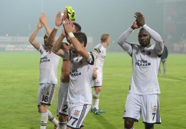 "Futbol, 'bu aralar' 22 kiinin oynayp son dakikalarnda Fenerbahe'nin kazand bir oyundur" desek Lineker'e ayp olur mu?