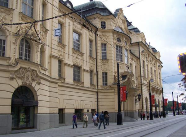 Slovakya(Uyvar) ? 20 yl