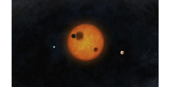 O gn Ay ve Gne ile tek sra haline gelen Merkr, Jpiter, Satrn ve Vens, bazlarnn dnyann buzla kaplanacana veya depremler ile insanln yok olacana inanmasna yol amt...