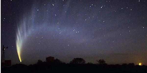 Hatta Roma'da iddia edilen gazdan korunmak iin yz maskeleri bile satlmaya balanmt...